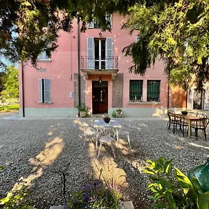 Oda ve Kahvaltı La Bugia Di Tanzi, Parma