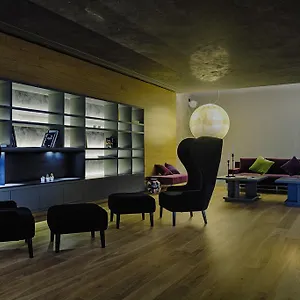 Otel Link124, Parma