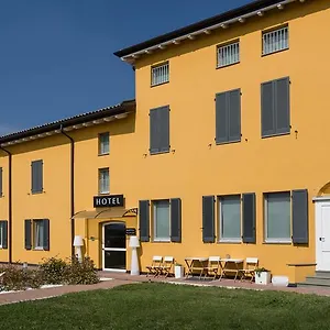 Hotel Forlanini 52, Parma